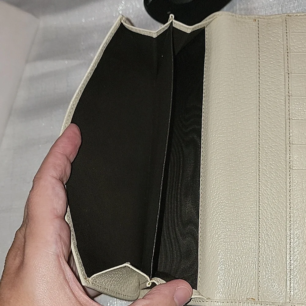 Gucci GG Monogram Logo Canvas Leather Long Wallet Authentic - Picture 7 of 16